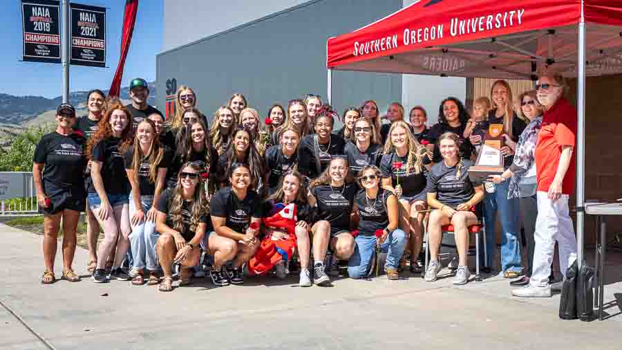 The SOU softball team finished their season 55-9, topping it off with a 6-3 win over Oklahoma City in the NAIA Softball Championships. Ashland.news photo by Bob Palermini