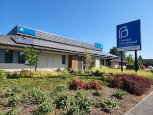 Planned Parenthood facilities, like this one in southeast Portland, provide the majority of abortions in Oregon. Photo by Lynne Terry for the Oregon Capital Chronicle