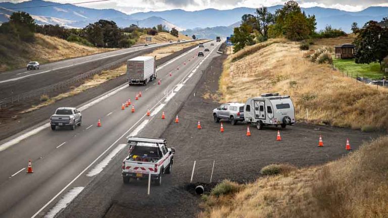Members of the public were able to use the emergency escape ramp onto southbound Interstate 5 from North Mountain Avenue during the Oct. 11 evacuation drill. Oregon Department of Transportation and Ashland Streets Department workers opened the ramp, allowing residents to experience the escape route for the first time.  Ashland.news photo by Bob Palermini